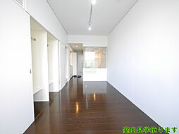 都営大江戸線 牛込柳町駅 徒歩5分の賃貸マンション 3階ワンルームのリビング/ダイニング