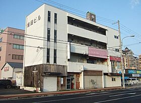 鳩岡ビル  ｜ 兵庫県姫路市飾磨区玉地１丁目（賃貸マンション2LDK・4階・51.66㎡） その1