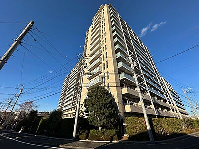 外観：野村不動産株式会社旧分譲「オハナ町田オークコート」の5階部分のお部屋をご紹介します。