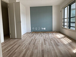 ラヴィ南平岸 205 2階2LDKのリビング/ダイニング