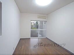 パンプキンハウス 102 1階ワンルームのリビング/ダイニング