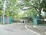 周辺：宇多野小学校まで900メートル