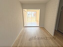 JR山陰本線 円町駅 徒歩13分の賃貸アパート 2階1LDKのリビング/ダイニング