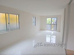 京都市営烏丸線 北大路駅 バス14分 西賀茂車庫前下車 徒歩5分の賃貸アパート 2階2LDKのリビング/ダイニング