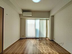 メゾンカルム 407 4階1Kのリビング/ダイニング