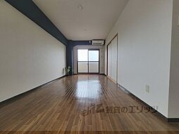 ベネッセ桂川 5階2LDKのリビング/ダイニング