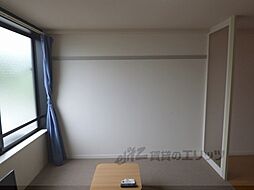 阪急京都本線 洛西口駅 4kmの賃貸アパート 1階1Kのリビング/ダイニング