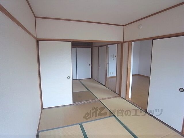 寝室