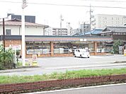 セブンイレブン　彦根駅前店まで2800メートル
