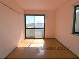 ロイヤルシャトーＨ棟 2階2LDKのリビング/ダイニング