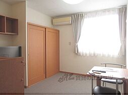 レオパレス城町 2階1Kのリビング/ダイニング