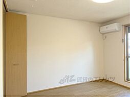 JR東海道・山陽本線 南彦根駅 徒歩14分の賃貸アパート 2階1Kのリビング/ダイニング