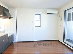 近江鉄道八日市線 八日市駅 3.2kmの賃貸アパート 1階1LDKのリビング/ダイニング