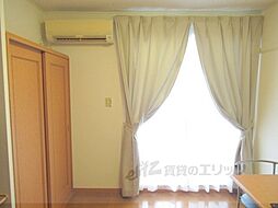 レオパレスＭｒ＆Ｍｒｓ　Ｋ 1階1Kのリビング/ダイニング