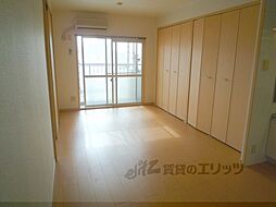 クレストコート 402 4階2LDKのリビング/ダイニング