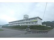 日枝中学校まで1100メートル