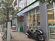 ファミリーマート　草津渋川店まで250メートル