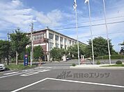 湖西中学校まで2500メートル