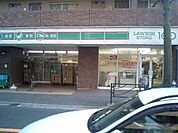 ローソンストア100読売ランド前店 238m