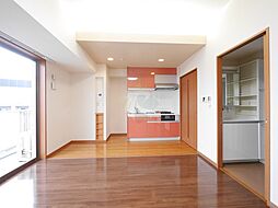 都営大江戸線 若松河田駅 徒歩1分の賃貸マンション 6階ワンルームのリビング/ダイニング