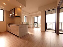 JR山手線 恵比寿駅 徒歩3分の賃貸マンション 7階2LDKのリビング/ダイニング