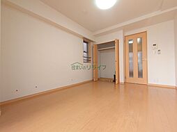 東京メトロ千代田線 代々木公園駅 徒歩2分の賃貸マンション 4階1Kのリビング/ダイニング