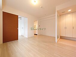 東京メトロ日比谷線 中目黒駅 徒歩3分の賃貸マンション 3階1LDKのリビング/ダイニング