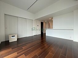 JR山手線 恵比寿駅 徒歩12分の賃貸マンション 3階2LDKのリビング/ダイニング