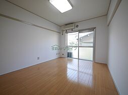 東京メトロ東西線 高田馬場駅 徒歩5分の賃貸マンション 1階1Kのリビング/ダイニング