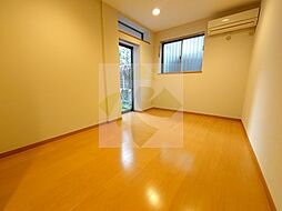 東京メトロ日比谷線 恵比寿駅 徒歩4分の賃貸マンション 2階1Kのリビング/ダイニング