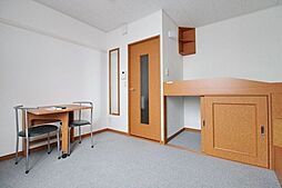 レオパレスＯＭＯＴＥIII 2階1Kのリビング/ダイニング