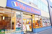 ＶＩＥ　ＤＥ　ＡＲＡＮＣＥ 徒歩18分。ショッピングセンター 1390m