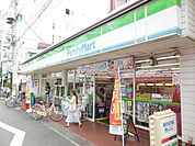 ★ファミリーマート 186m