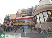パウかわさき 徒歩4分。ショッピングセンター 270m