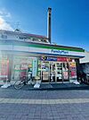 ファミリーマート 230m
