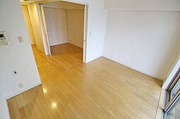 JR山手線 五反田駅 徒歩8分の賃貸マンション 13階1LDKのリビング/ダイニング