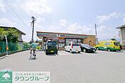 セブンイレブン小川増尾店 262m