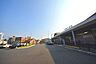 周辺：箱根ヶ崎駅 640m