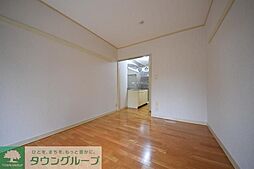 パークサイドＢ 2階1Kのリビング/ダイニング