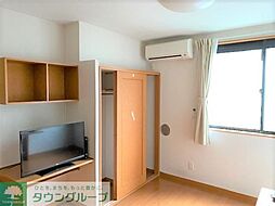 レオパレスセンターウエストI 1階1Kのリビング/ダイニング