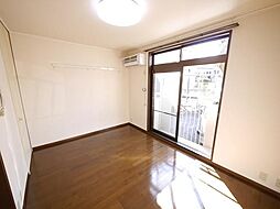 京王相模原線 南大沢駅 バス12分 絹の道入口下車 徒歩3分の賃貸アパート 2階1Kのリビング/ダイニング