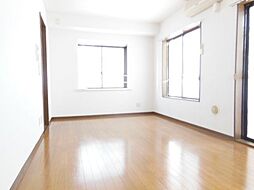 京王高尾線 めじろ台駅 徒歩3分の賃貸マンション 3階3LDKのリビング/ダイニング