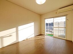 京王相模原線 南大沢駅 バス8分 南陽台下車 徒歩2分の賃貸アパート 2階1Kのリビング/ダイニング