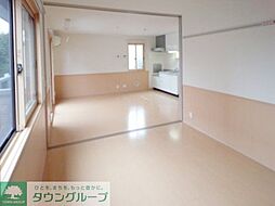 リバーサイドIII 0202 2階2DKのリビング/ダイニング