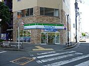 ファミリーマート福生駅前店 徒歩5分。コンビニ 370m