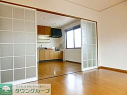 ドミールＤ 201 2階3DKのリビング/ダイニング