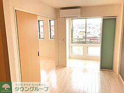 ツー・ヒル・ライブ 203 2階1LDKのリビング/ダイニング