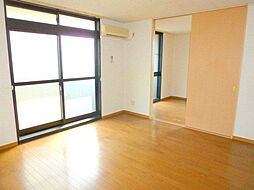 レオパレスやませ 101 1階2DKのリビング/ダイニング