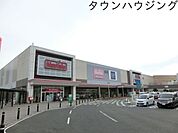 イオン 徒歩43分。ショッピングセンター 3400m
