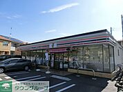 セブンイレブン 徒歩12分。 920m